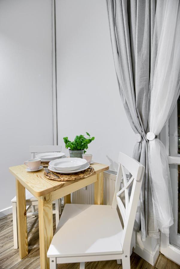 Niron Apartament Dom Z Papieru Lizbona ปีวา ภายนอก รูปภาพ